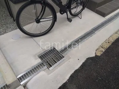 土間コンクリート 伸縮目地 U字溝敷設 溝蓋(みぞぶた) グレーチング