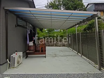 １階テラス屋根 連棟 （雨除け） 三協アルミ レボリューA F フラット屋根 スタンダード 壁付
