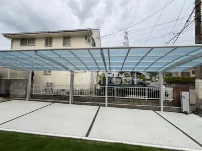 カーポート２台(縦) 連棟 YKKAP アリュース アール屋根