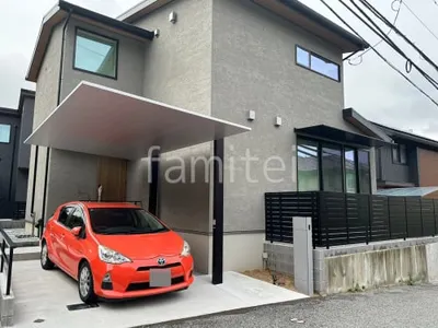 新築シンプル セミクローズ外構