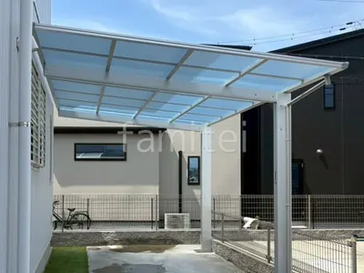 本体色 ピュアシルバー 屋根色 クリアマット（熱線遮断）