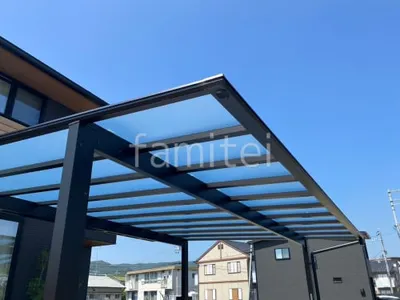 本体色 カームブラック 屋根色 クリアマット