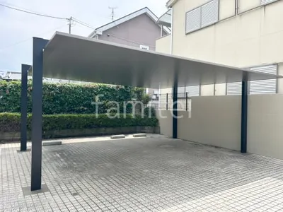 本体色 ブラック 屋根色 シャイングレーF