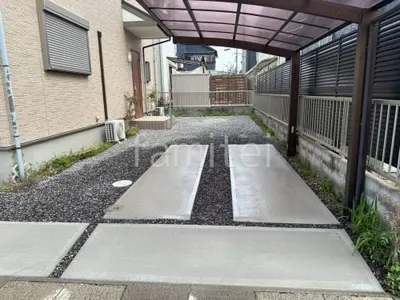 駐車場ガレージ床 轍(わだち) 土間コンクリート 防草シート加工 砂利敷き