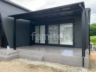１階テラス屋根 （雨除け） 三協アルミ 独立式 スカイリード マルチルーフ フラット屋根 独立式 スタンダード タイルデッキ 東洋石創 スパニッシュストーン
