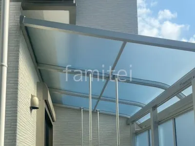 本体色 ピュアシルバー 屋根色 クリアマット