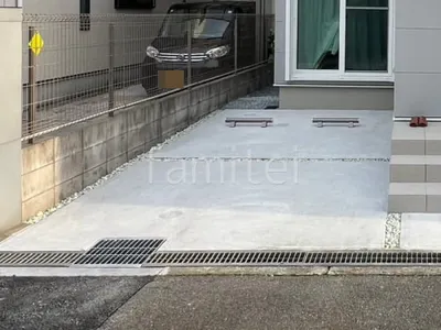 駐車場ガレージ床 土間コンクリート 車止め 施主支給