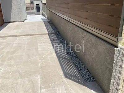 バラス砕石 防草シート加工