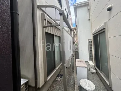 １階テラス屋根 （雨除け） YKKAP ソラリアR アール屋根 スタンダード 壁付