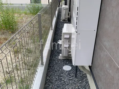 犬走り 防犯砂利敷き バラス砕石 防草シート加工