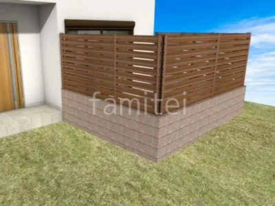 タイルデッキを目隠しフェンスで囲ったお庭リフォーム