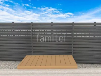 目隠しフェンス　ウッドデッキ