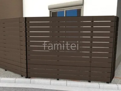 ウッドデッキと目隠しフェンスで安心して過ごせるお庭リフォーム