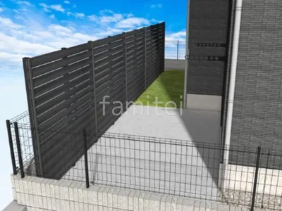 目隠しフェンス　人工芝　土間コンクリート