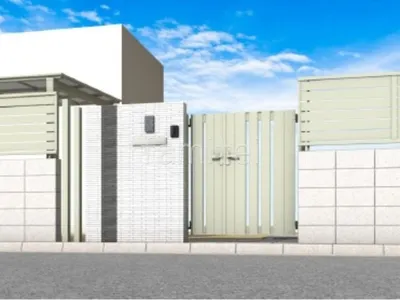 タイル門柱と親子開き門扉が存在感のある外構リフォーム