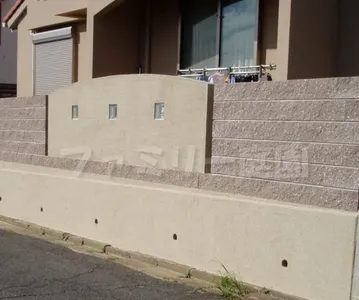 外壁塗装後(美ブロ(四国化成))