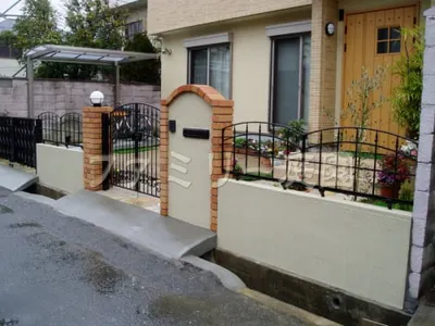 南欧風塀　フェンス