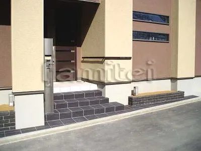 タイル貼りアプローチ