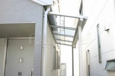 テラス屋根　ベランダ物干し