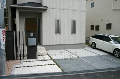 シンプル外構　草目地