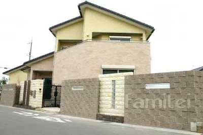 セミクローズ外構