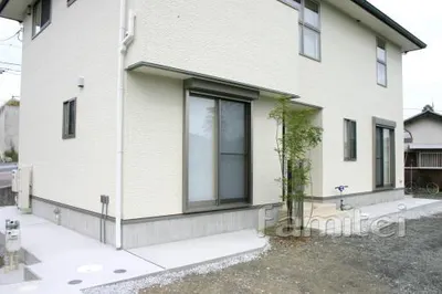 新築外構　オープン　シンボルツリー