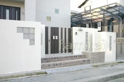 ガラスブロック　アクセント塀