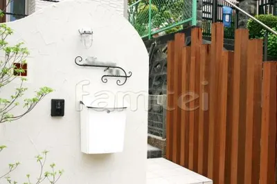 郵便ポスト:ブラバンシア