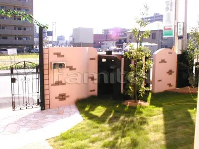 枕木 芝生 洋風庭