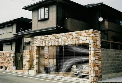 電動シャッター2台 ステンレスパイプ