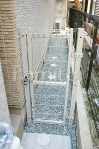 勝手口　簡易門扉