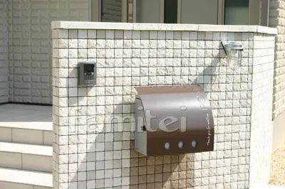 郵便受け　ナルディック:ラッセルポスト