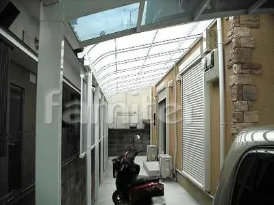 新日軽　ファインテラス屋根1F　土間　目隠しパネル