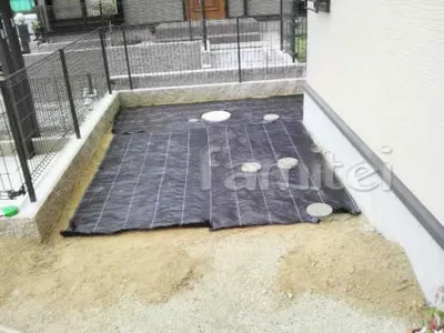 雑草除け　防草シート