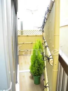 目隠しフェンス　塩ビ竹