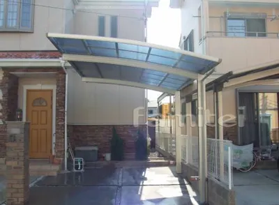 カーポート　YKK レイナポート1台