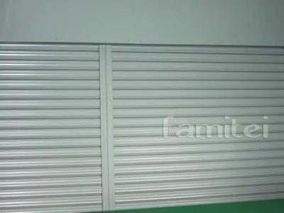 軽量手動シャッター(三和シャッター)