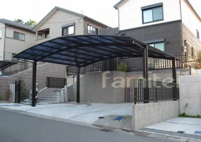 カーポート　YKK　レイナポート2台