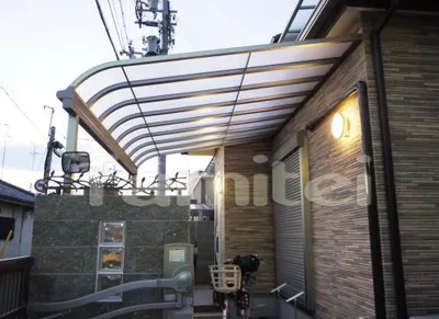 TOEX　サンクテラス屋根(スピーネ)1F