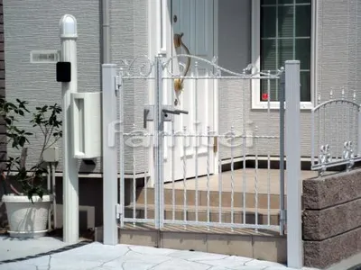 鋳物門扉 LIXIL TOEX ユーフォス1