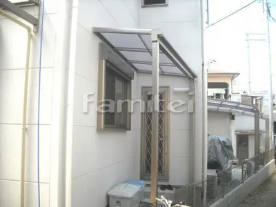 勝手口 フラットテラス屋根1階 F型屋根