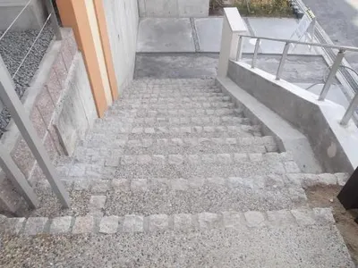 ピンコロ石 階段拡張