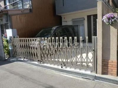 伸縮門扉ゲート　LIXIL TOEX アルシャインM型Aタイプ