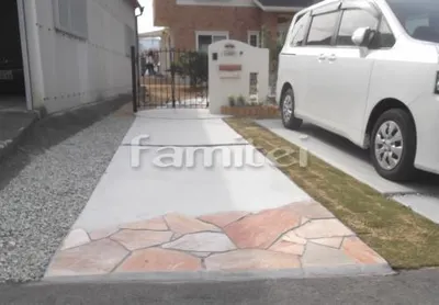 02 アプローチ 乱形石貼り