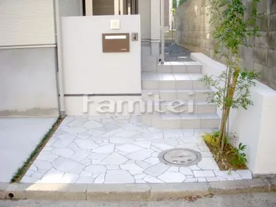 門まわり アプローチ 床石貼り 乱形石 石英岩