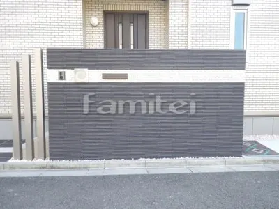 モダン門柱 壁タイル貼り INAXイナックス はるかべくん 細割ボーダー LIXILリクシル