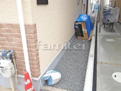 犬走り 防犯砂利敷き バラス砕石