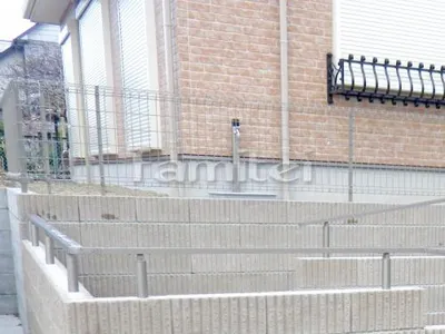 境界フェンス塀 LIXILリクシル ハイグリッドフェンスUF8型 TOEXトエックス