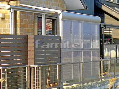 洗濯干し屋根 YKKAP ヴェクターテラス屋根(ベクター) 1階用 F型フラット屋根 目隠しパネル(前面 正面)2段 目板隙間ふさぎカバー 物干し