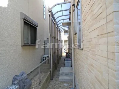 雨除け屋根 レギュラーテラス屋根 1階用 R型アール屋根 目隠しパネル(前面 正面)